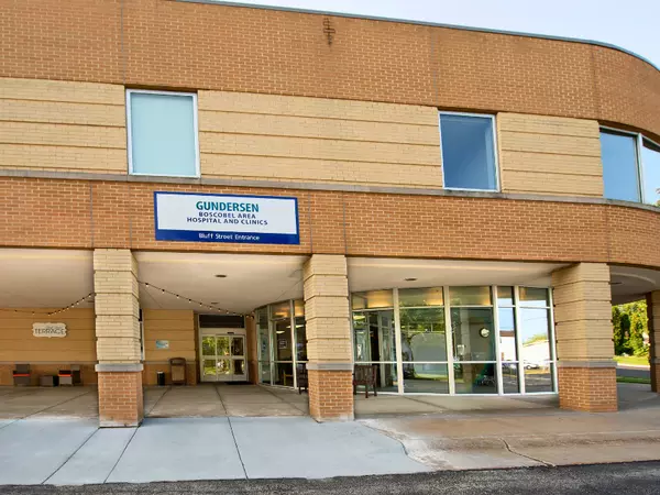 Exterior of Boscobel Specialty Clinic