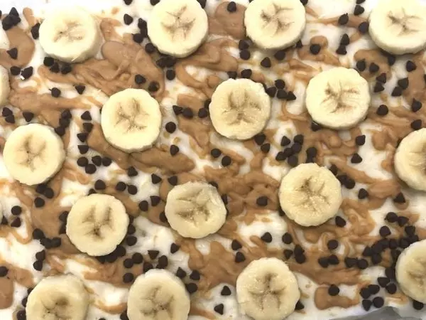 Peanut butter banana chocolate yogurt bark recipe