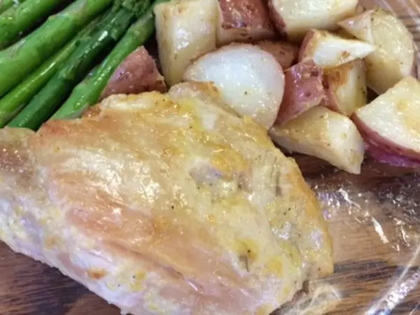 Lemon chicken with asparagus and potatoes recipe