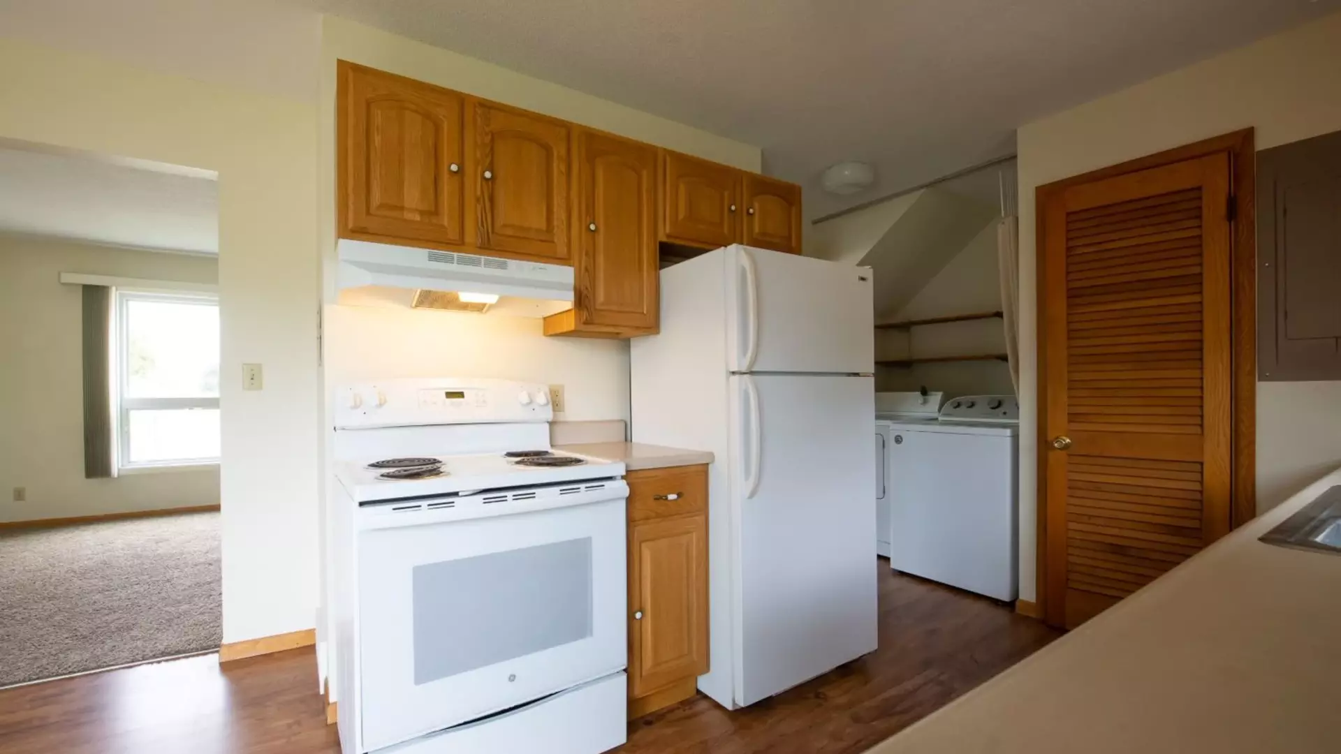 kitchen-and-laundry-of-fellow-and-resident-housing