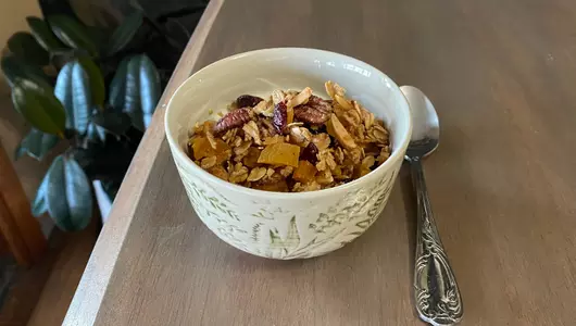 Fruity granola recipe