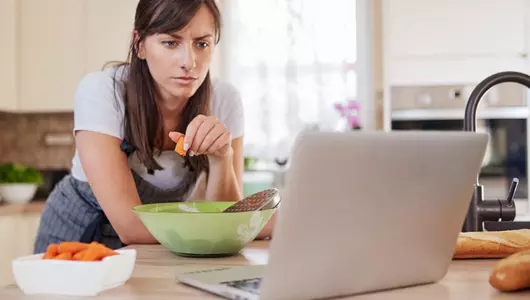 Woman looking up recipes online