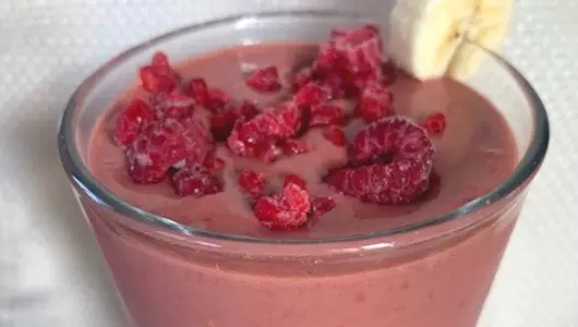 raspberry banana smoothie recipe