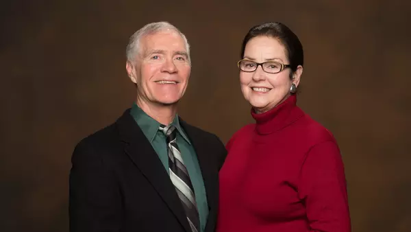 Dr. Jeff and Sandy Thompson