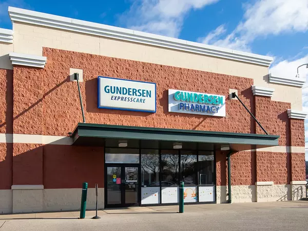 Gundersen Pharmacy – Village Shopping Center