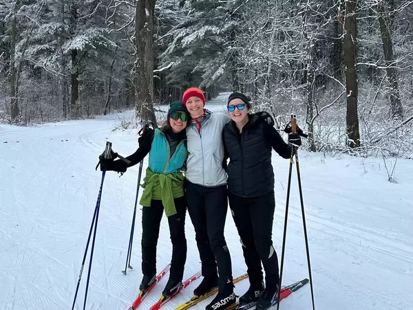 gundersen-family-medicine-residents-cross-country-skiing